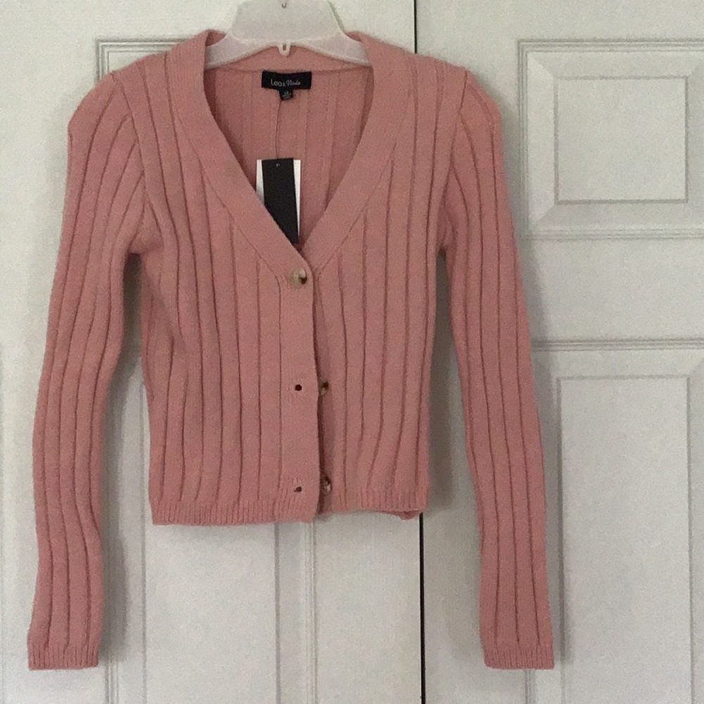 Cute NWT sweater cropped from Nordstrom rack